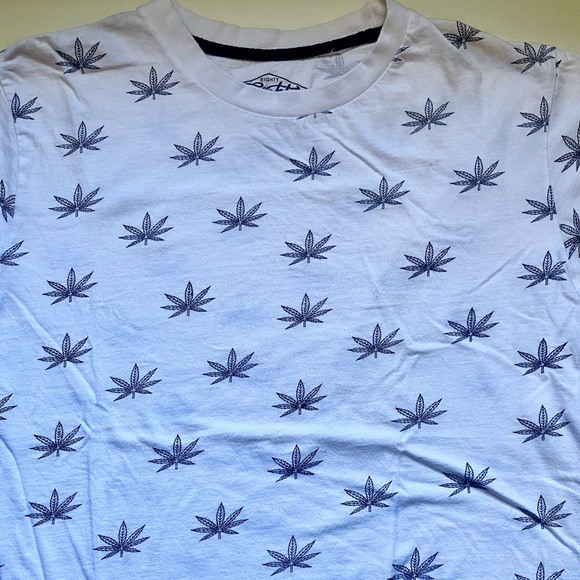 2 Eighty Eight brand cannabis print T-shirts Men’s L - Picture 2 of 3